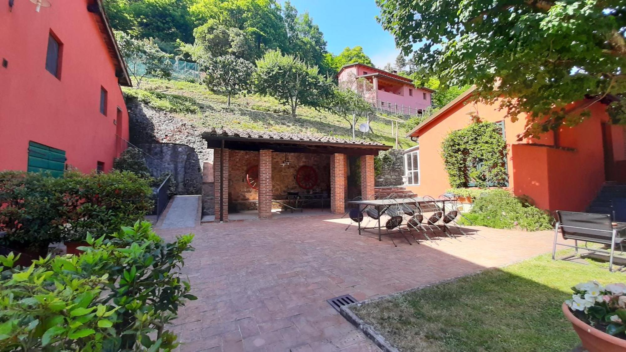 באניי די לוקה Agriturismo La Torre מראה חיצוני תמונה